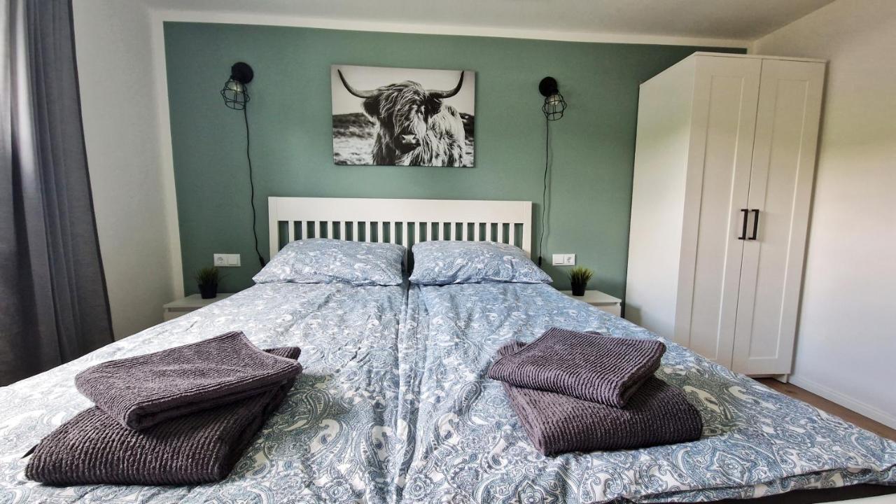 Ferienhaus Seeoase - 70Qm - Kamin -Terrassen - Parkplatz - Badestelle Fusslaeufig Joachimsthal Exteriör bild