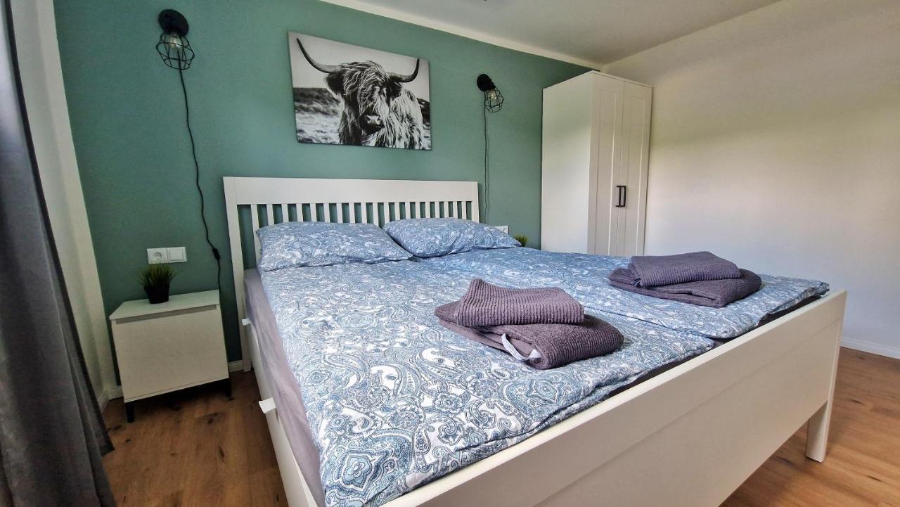 Ferienhaus Seeoase - 70Qm - Kamin -Terrassen - Parkplatz - Badestelle Fusslaeufig Joachimsthal Exteriör bild