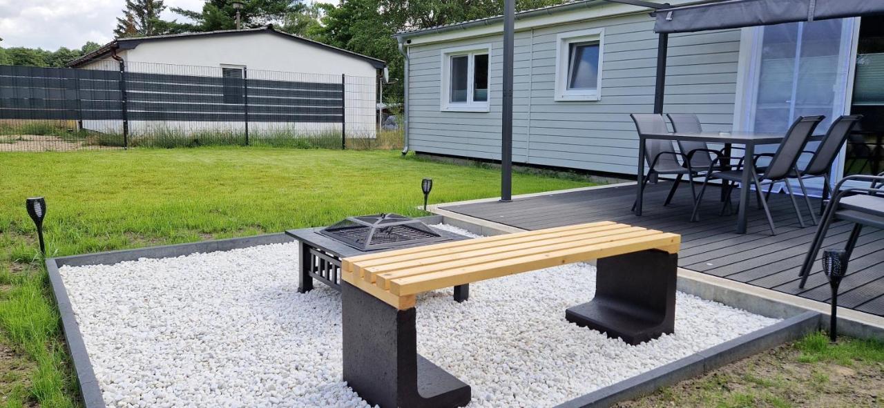 Ferienhaus Seeoase - 70Qm - Kamin -Terrassen - Parkplatz - Badestelle Fusslaeufig Joachimsthal Exteriör bild