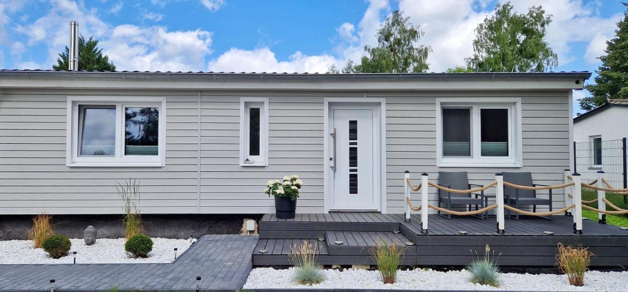 Ferienhaus Seeoase - 70Qm - Kamin -Terrassen - Parkplatz - Badestelle Fusslaeufig Joachimsthal Exteriör bild
