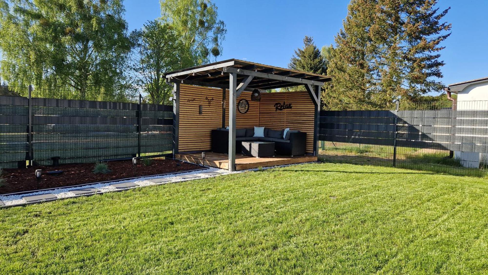 Ferienhaus Seeoase - 70Qm - Kamin -Terrassen - Parkplatz - Badestelle Fusslaeufig Joachimsthal Exteriör bild